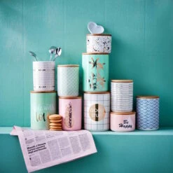 Aufbewahrungsdose Blätter 700 Ml QUEEN IT In Grün 7 Aufbewahrungsdose Blätter 700 Ml QUEEN IT In Grün -Angebote Butlers Store butlers aufbewahrungsdose blatter 700 ml queen it in grun 2