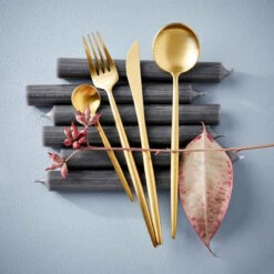 Besteck-Set 4-tlg. Matt STILETTO In Gold -Angebote Butlers Store butlers besteck set 4 tlg matt stiletto in gold 8